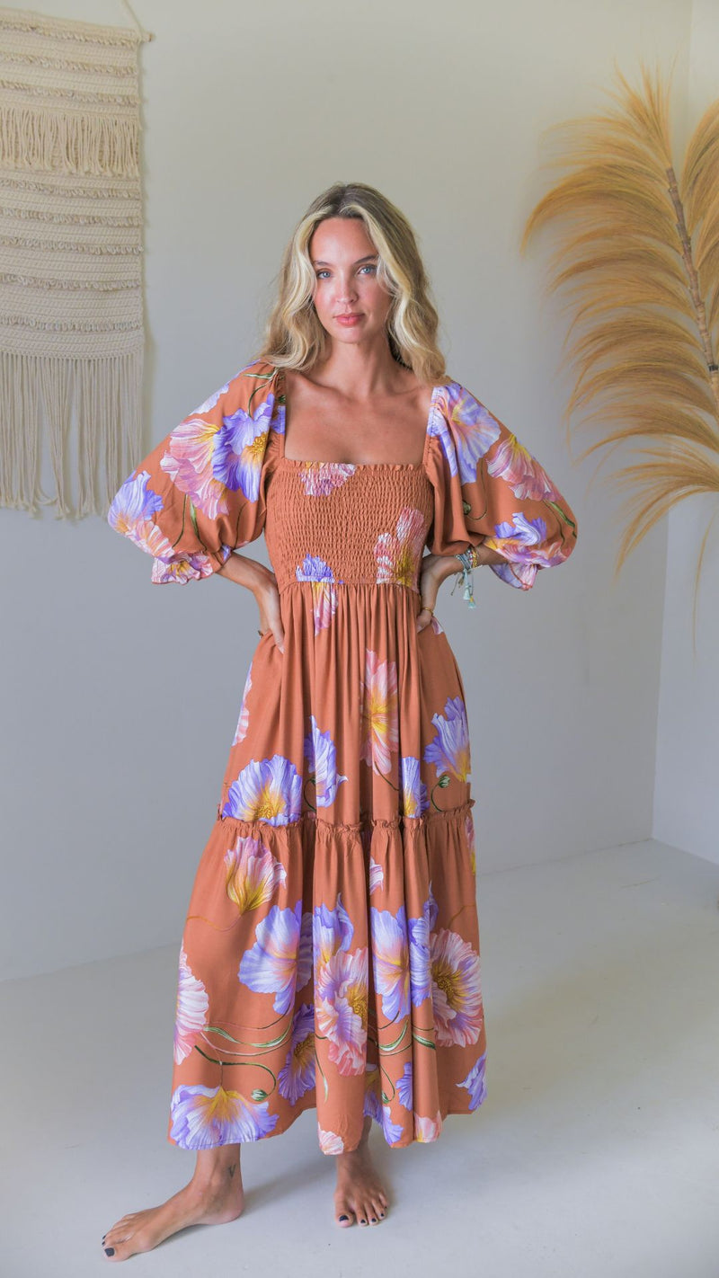 Amara Bloom - Tulli Maxi