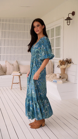 Serenade -Molli Maxi