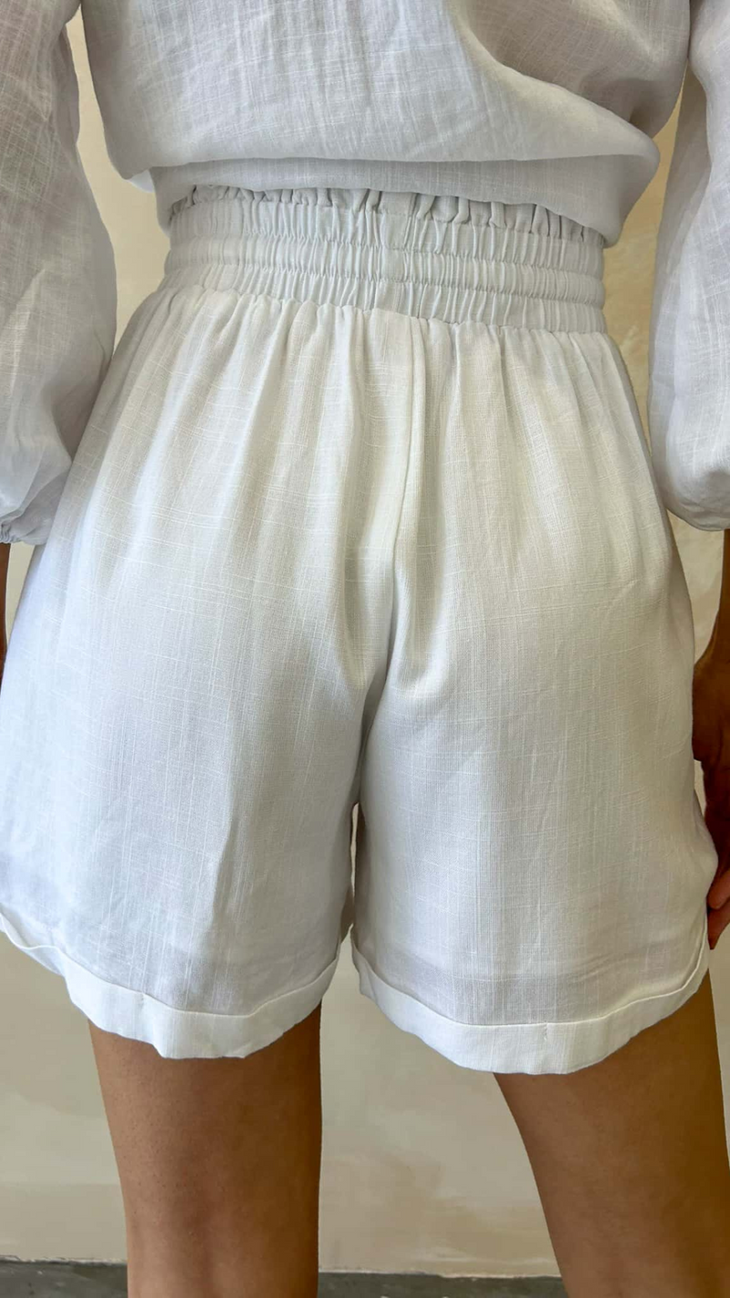 Lucciana Shorts-White