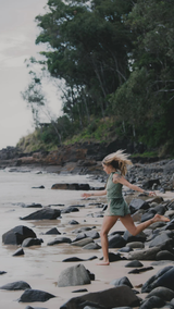 Hendrix Shorts - Moss