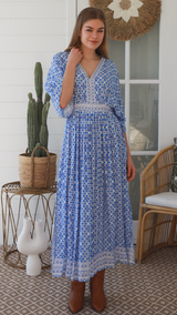 Santorini- Ali Maxi