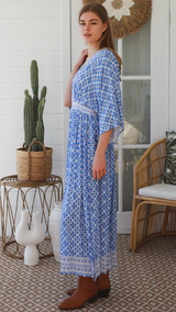 Santorini- Ali Maxi