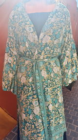 Shiva Range-Salome Kimono
