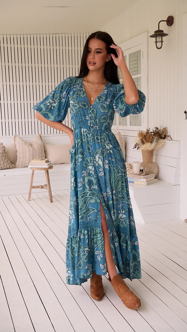 Serenade -Molli Maxi