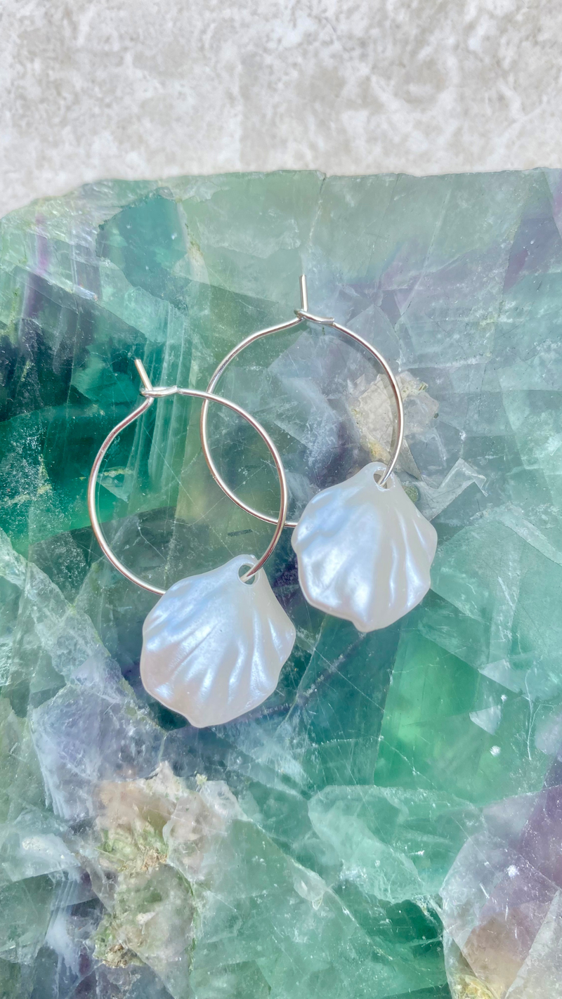 Pearl Scallop Earrings-Silver