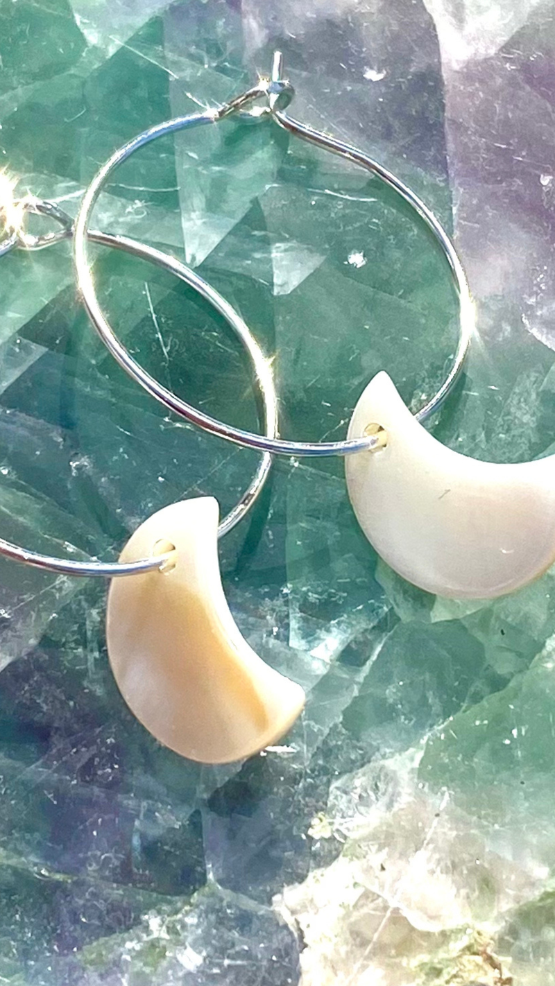 Shell Moon Earrings-Silver